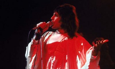 Freddie Mercury wears Zandra Rhodes in 1975 - Photo courtesy of EMI Photo Archive